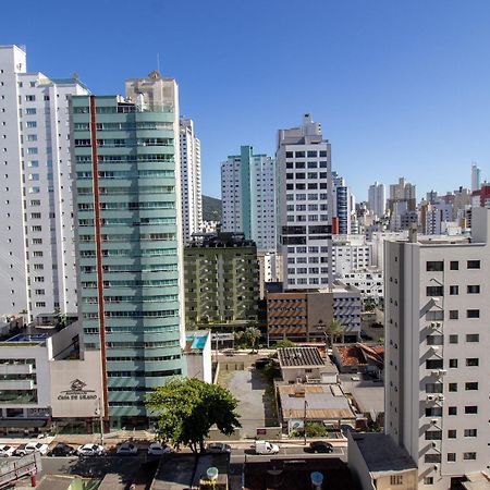 Balneário CamboriúCs135 - Piscina, Linda Vista, Climatizado, Garagemアパートメント エクステリア 写真